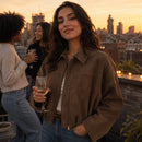 Jaqueta Bomber Feminina de Camurça - lifestyle 6
