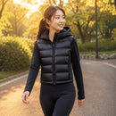Jaqueta Feminina Leve com Capuz - lifestyle 3